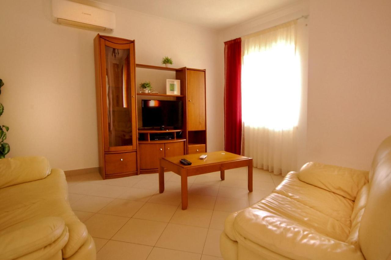 Villa Alice - Free Wifi & Air Co & Swimming Pool - By Bedzy Albufeira Exterior photo